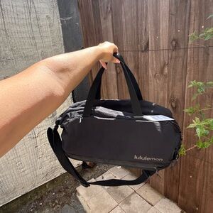 Lululemon 3-in-1 Gym Duffle Bag 30L